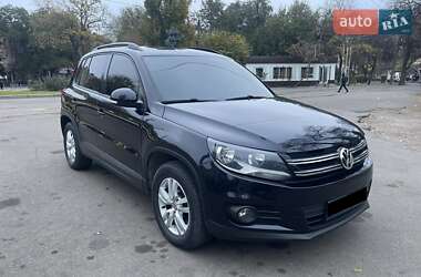 Внедорожник / Кроссовер Volkswagen Tiguan 2014 в Одессе