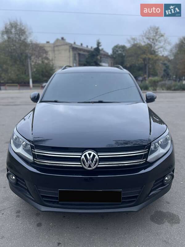 Внедорожник / Кроссовер Volkswagen Tiguan 2014 в Одессе