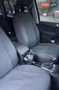 Внедорожник / Кроссовер Volkswagen Tiguan 2014 в Одессе