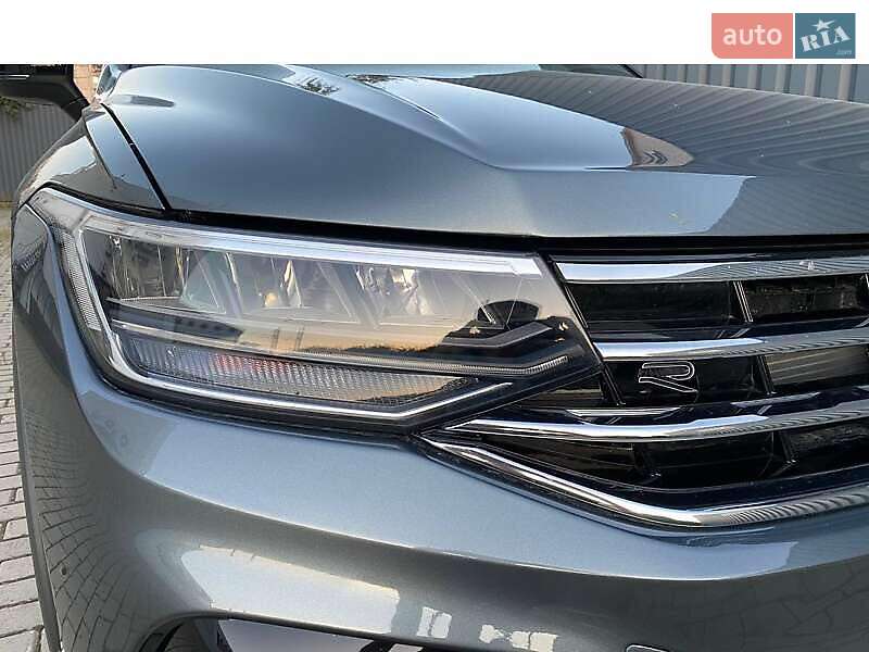 Позашляховик / Кросовер Volkswagen Tiguan 2022 в Києві