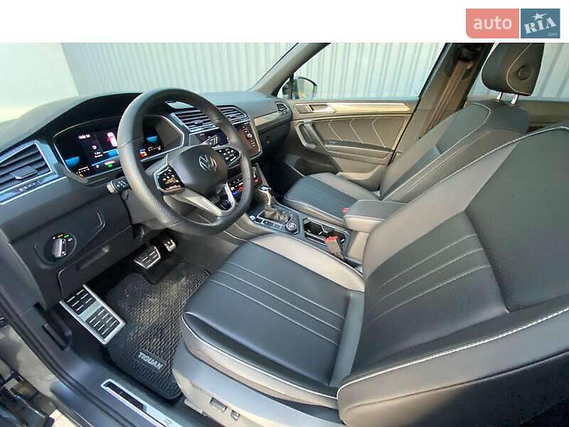 Позашляховик / Кросовер Volkswagen Tiguan 2022 в Києві