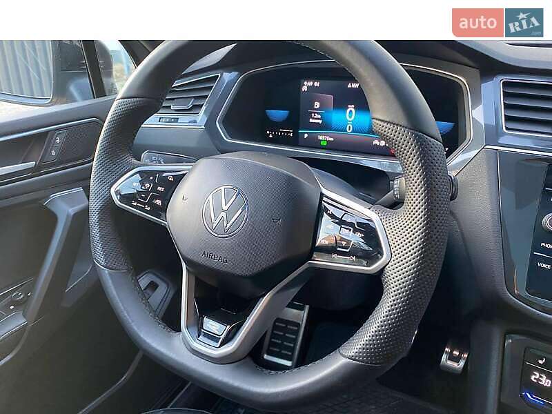 Позашляховик / Кросовер Volkswagen Tiguan 2022 в Києві