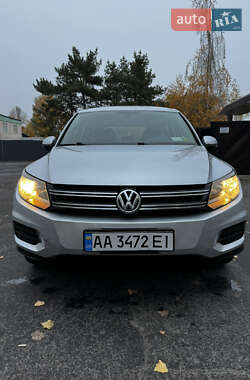 Внедорожник / Кроссовер Volkswagen Tiguan 2012 в Горишних Плавнях