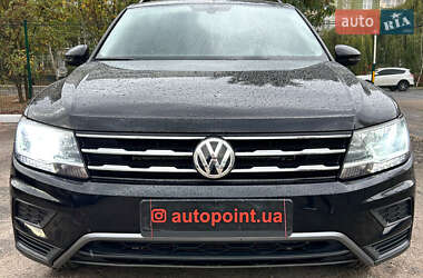 Позашляховик / Кросовер Volkswagen Tiguan 2019 в Сумах