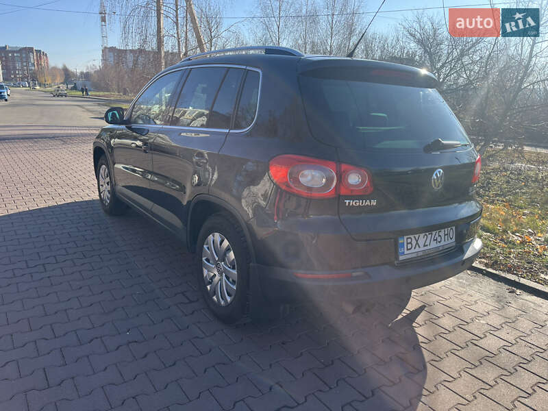 Внедорожник / Кроссовер Volkswagen Tiguan 2010 в Хмельницком фото 7 Внедорожник / Кроссовер Volkswagen Tiguan 2010 в Хмельницком