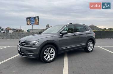 Внедорожник / Кроссовер Volkswagen Tiguan 2020 в 