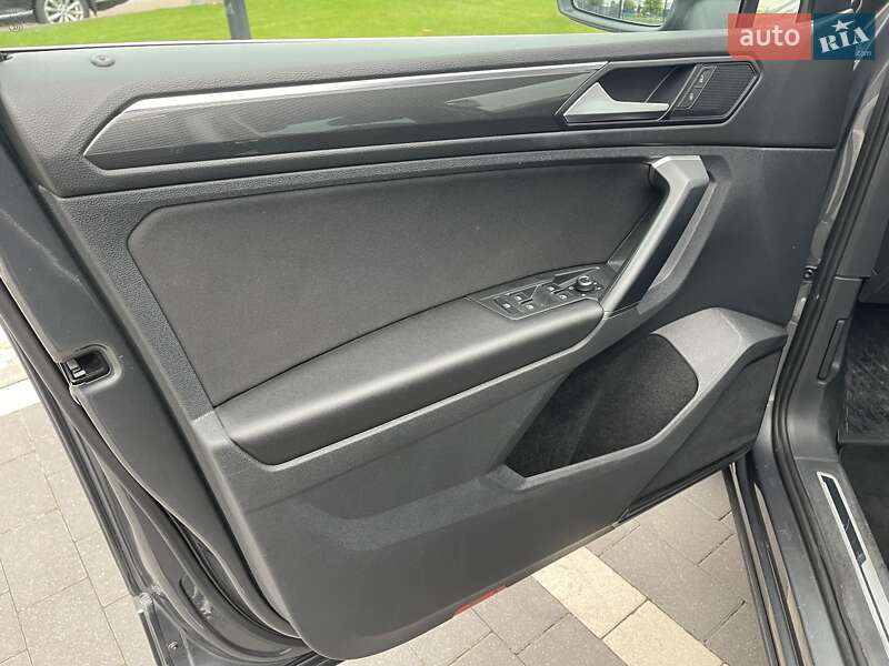 Позашляховик / Кросовер Volkswagen Tiguan 2020 в Мукачевому