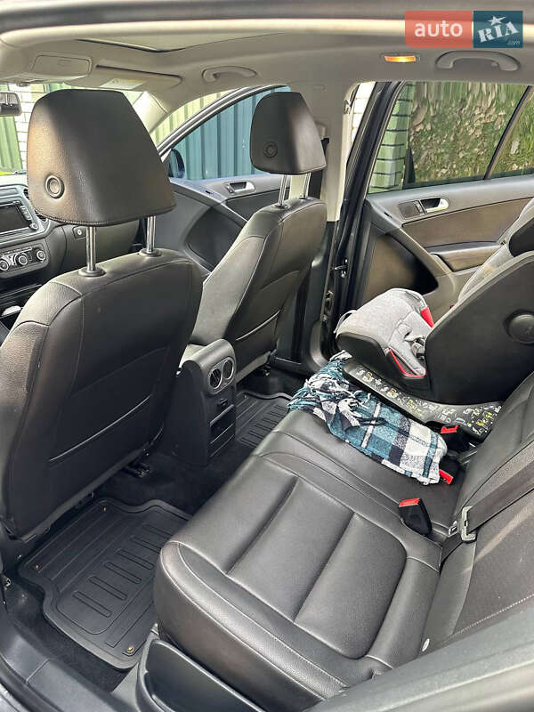 Внедорожник / Кроссовер Volkswagen Tiguan 2012 в Ивано-Франковске фото 17 Внедорожник / Кроссовер Volkswagen Tiguan 2012 в Ивано-Франковске