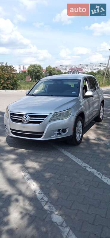 Внедорожник / Кроссовер Volkswagen Tiguan 2009 в Днепре