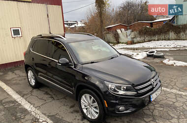 Внедорожник / Кроссовер Volkswagen Tiguan 2013 в Буче