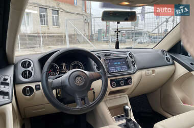 Внедорожник / Кроссовер Volkswagen Tiguan 2012 в Сумах