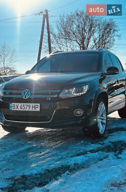 Внедорожник / Кроссовер Volkswagen Tiguan 2011 в Хмельницком