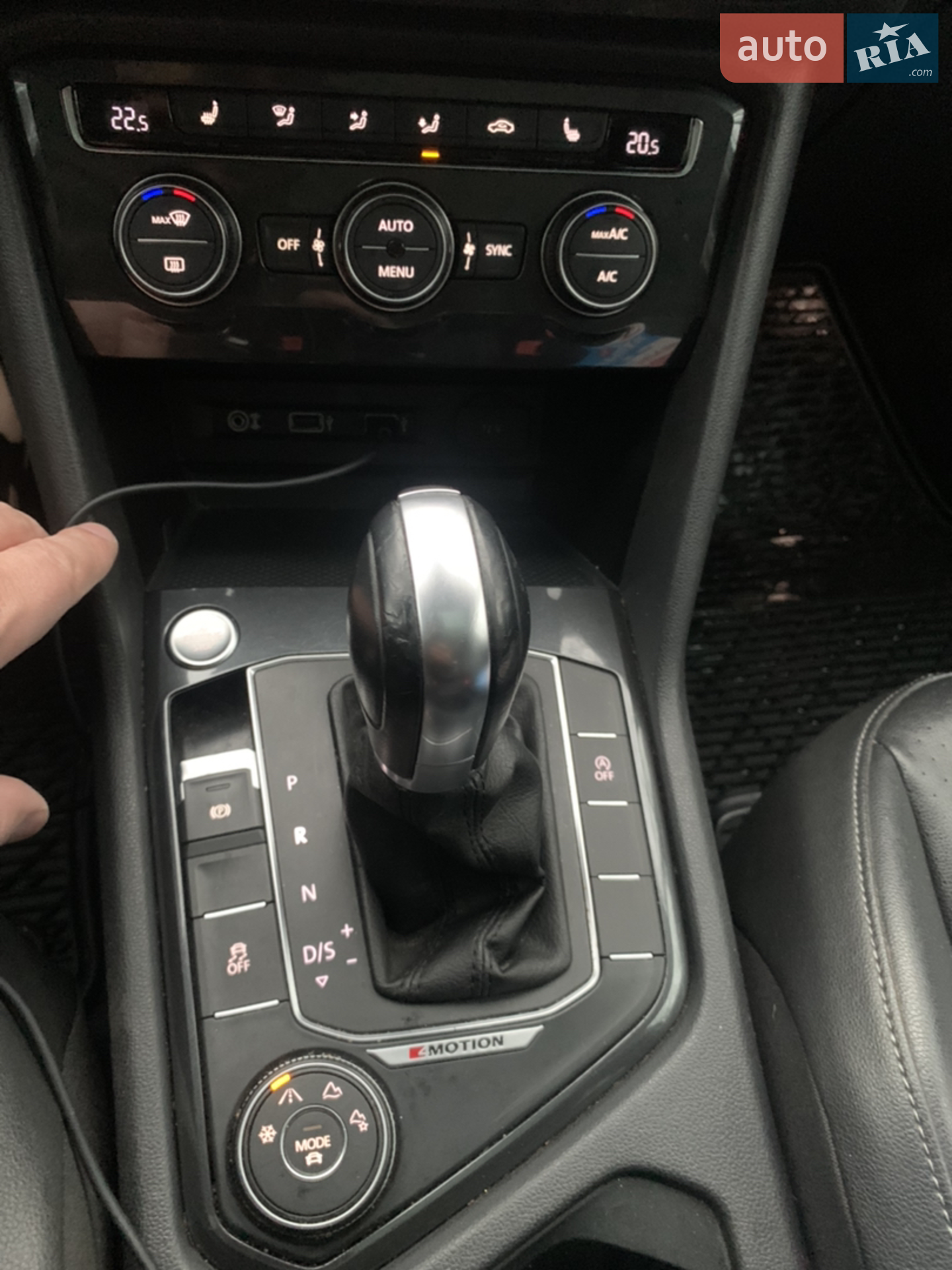 2017 Volkswagen Tiguan - мініатюра 17