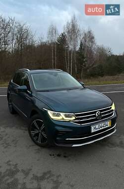 Внедорожник / Кроссовер Volkswagen Tiguan 2021 в Ковеле