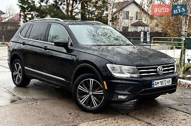 Внедорожник / Кроссовер Volkswagen Tiguan 2018 в Житомире