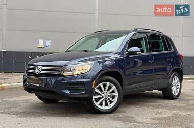 Внедорожник / Кроссовер Volkswagen Tiguan 2015 в Киеве