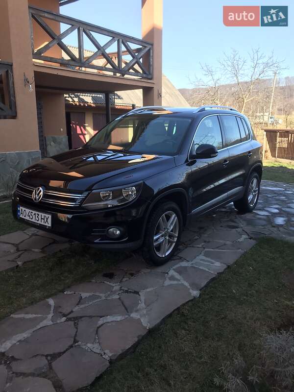 Внедорожник / Кроссовер Volkswagen Tiguan 2012 в Мукачево
