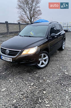 Внедорожник / Кроссовер Volkswagen Tiguan 2008 в 