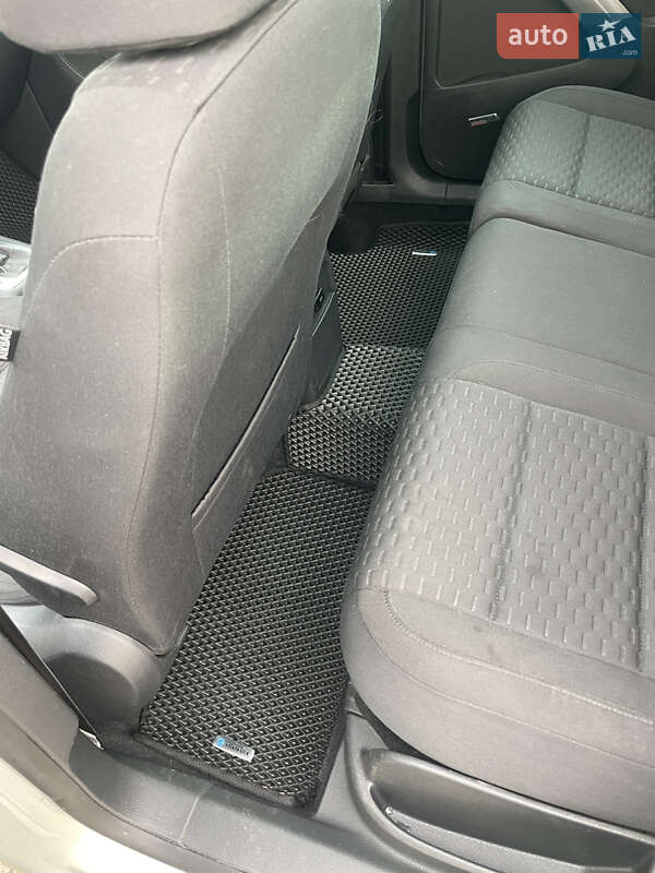 Внедорожник / Кроссовер Volkswagen Tiguan 2009 в Запорожье