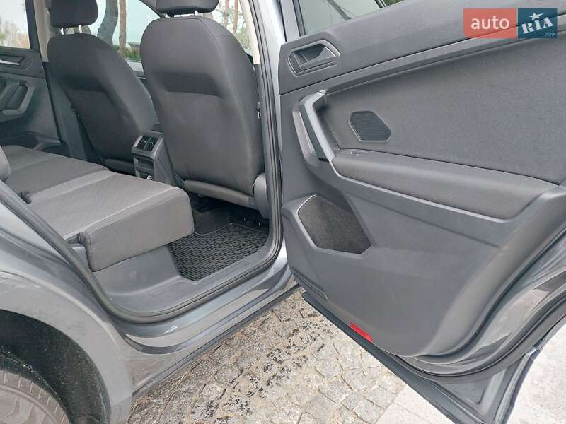 Внедорожник / Кроссовер Volkswagen Tiguan 2019 в Днепре