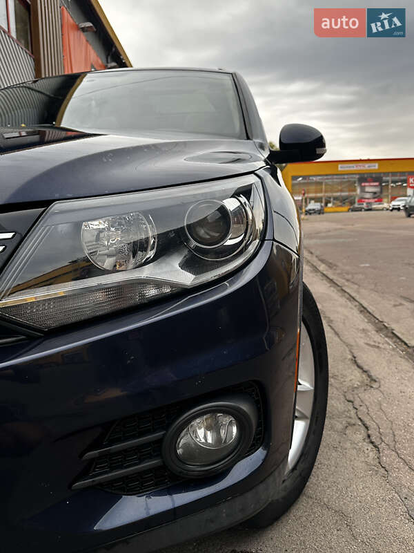Внедорожник / Кроссовер Volkswagen Tiguan 2014 в Житомире