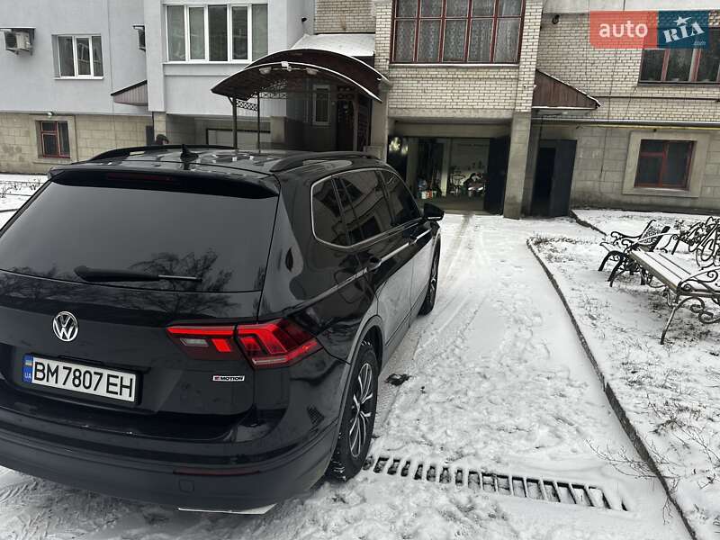 Внедорожник / Кроссовер Volkswagen Tiguan 2019 в Сумах