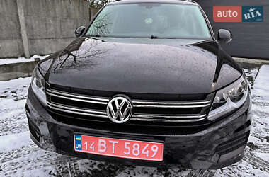 Внедорожник / Кроссовер Volkswagen Tiguan 2016 в Львове