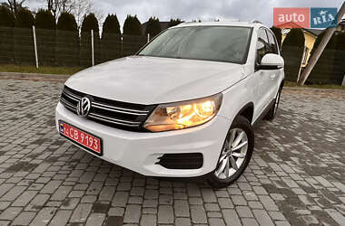 Внедорожник / Кроссовер Volkswagen Tiguan 2016 в Львове