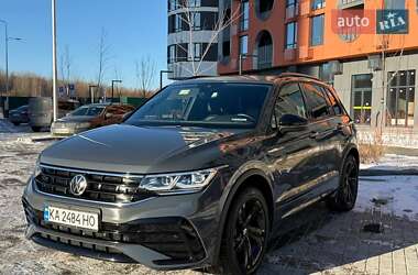 Внедорожник / Кроссовер Volkswagen Tiguan 2021 в Киеве