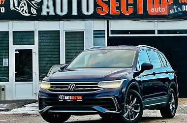 Позашляховик / Кросовер Volkswagen Tiguan 2022 в Харкові