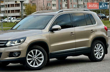 Внедорожник / Кроссовер Volkswagen Tiguan 2012 в Киеве