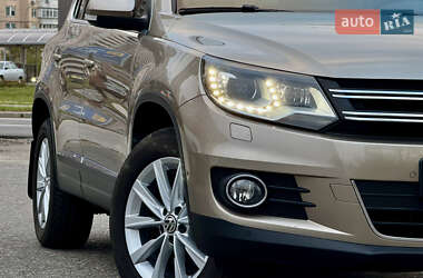 Внедорожник / Кроссовер Volkswagen Tiguan 2012 в Киеве