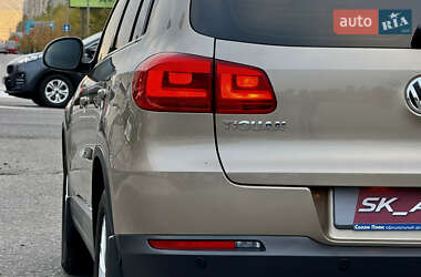 Внедорожник / Кроссовер Volkswagen Tiguan 2012 в Киеве