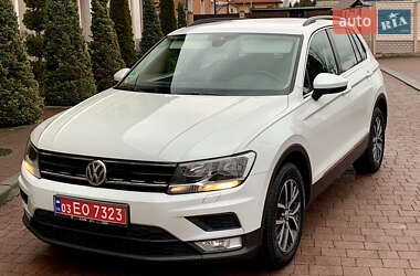 Внедорожник / Кроссовер Volkswagen Tiguan 2017 в Стрые