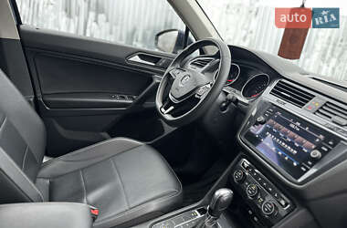 Позашляховик / Кросовер Volkswagen Tiguan 2020 в 