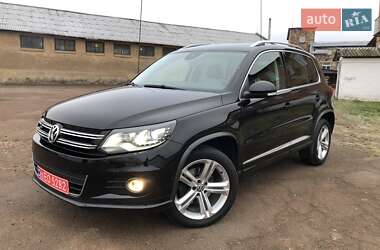 Позашляховик / Кросовер Volkswagen Tiguan 2013 в Житомирі