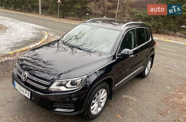 Позашляховик / Кросовер Volkswagen Tiguan 2016 в Бучі