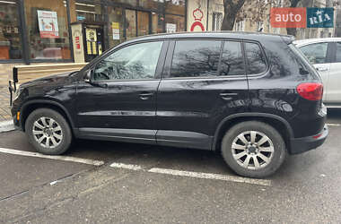 Позашляховик / Кросовер Volkswagen Tiguan 2011 в Одесі