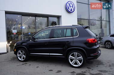 Внедорожник / Кроссовер Volkswagen Tiguan 2015 в Житомире