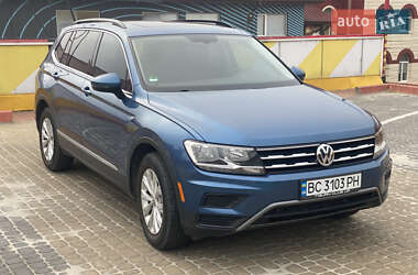 Внедорожник / Кроссовер Volkswagen Tiguan 2018 в Львове