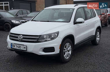 Позашляховик / Кросовер Volkswagen Tiguan 2015 в Рівному