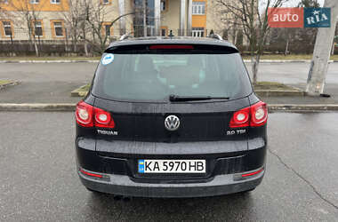 Внедорожник / Кроссовер Volkswagen Tiguan 2008 в 