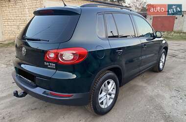 Внедорожник / Кроссовер Volkswagen Tiguan 2010 в Львове