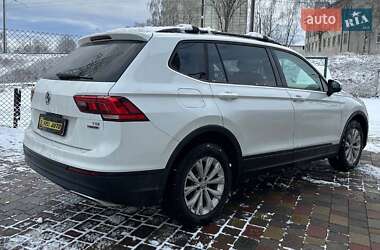 Позашляховик / Кросовер Volkswagen Tiguan 2018 в Стрию