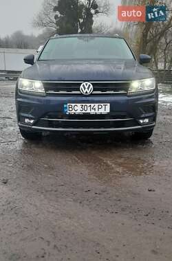 Позашляховик / Кросовер Volkswagen Tiguan 2019 в Львові