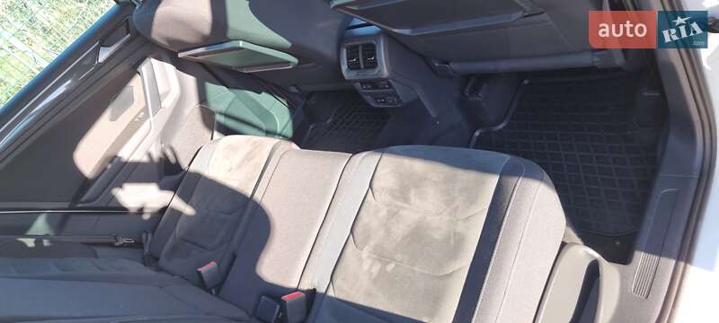 Внедорожник / Кроссовер Volkswagen Tiguan 2018 в Одессе