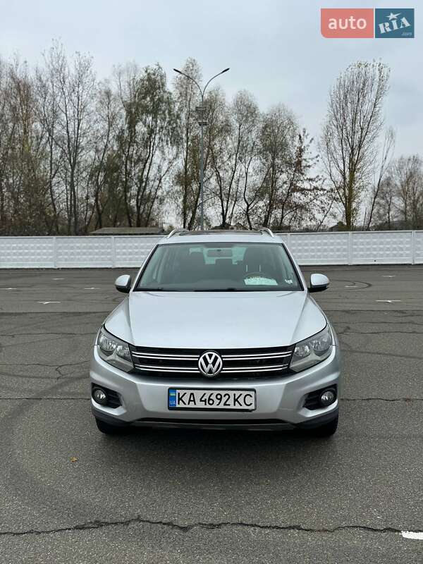 Позашляховик / Кросовер Volkswagen Tiguan 2014 в Києві