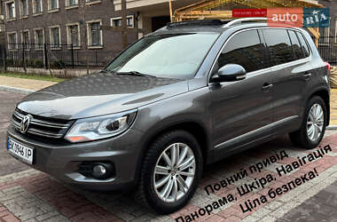 Позашляховик / Кросовер Volkswagen Tiguan 2016 в Києві