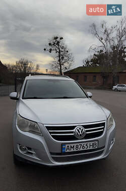 Позашляховик / Кросовер Volkswagen Tiguan 2010 в Радомишлі