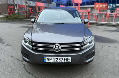 Внедорожник / Кроссовер Volkswagen Tiguan 2012 в Днепре